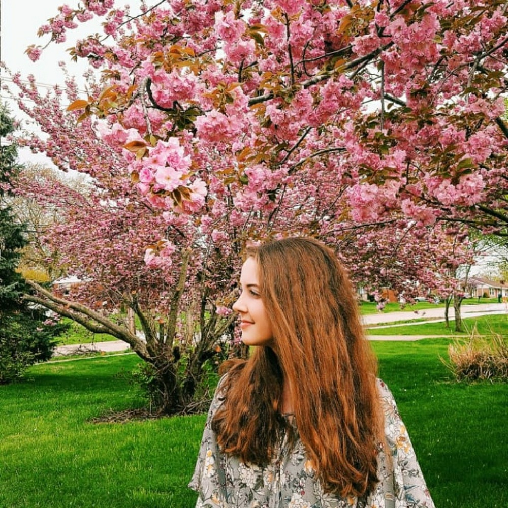{ MEET THE POSHER }